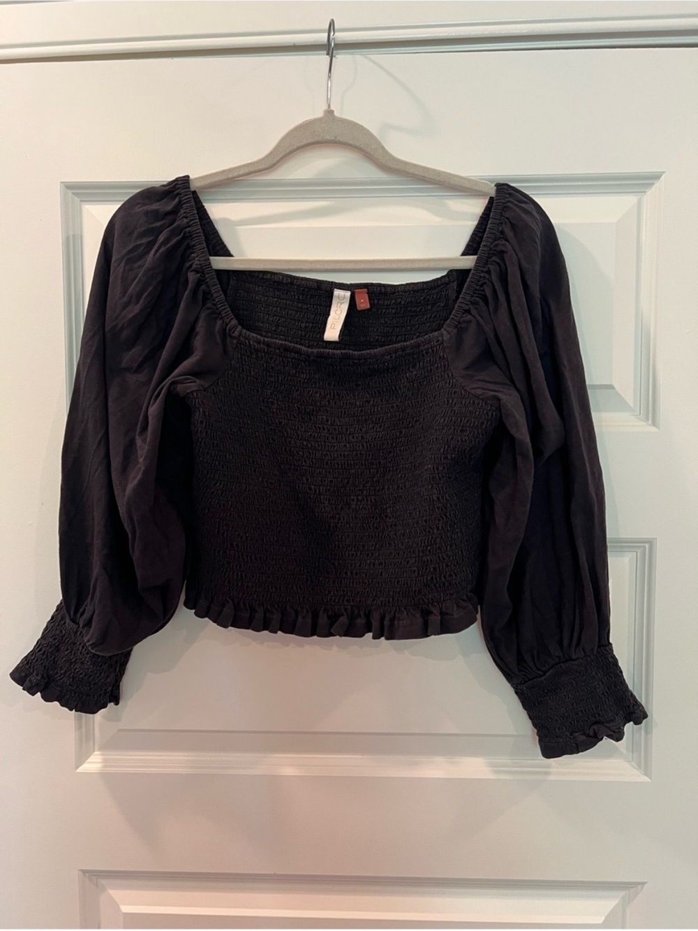 Pilcro Anthropologie Black Smocked Puff Sleeve Cotton Crop Top Square Neck M - Picture 6 of 13